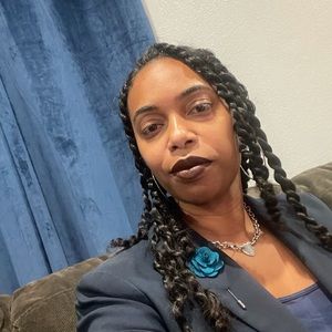 Meet your Posher, Jasmin